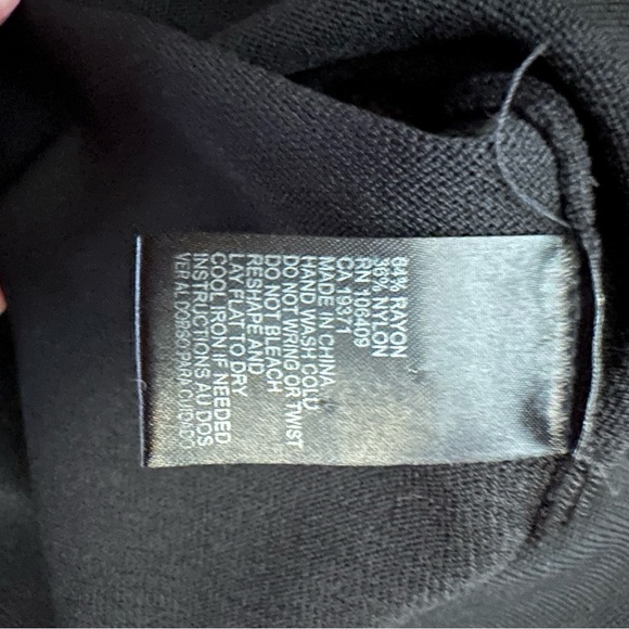 Tahari ASL Pencil Skirt with Slit - Picture 5 of 8